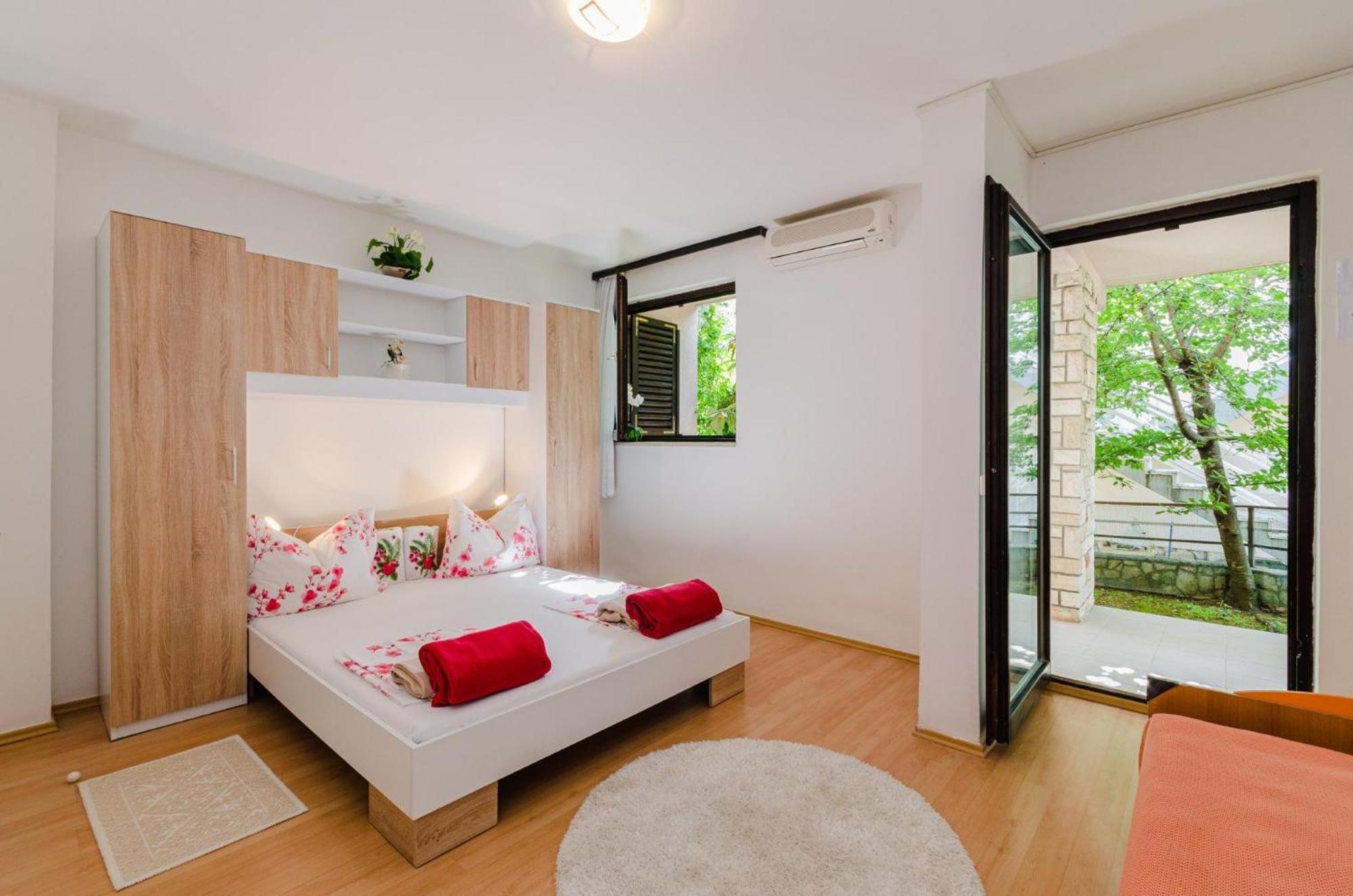 Julia Selce 4,5 Apartment Exterior photo